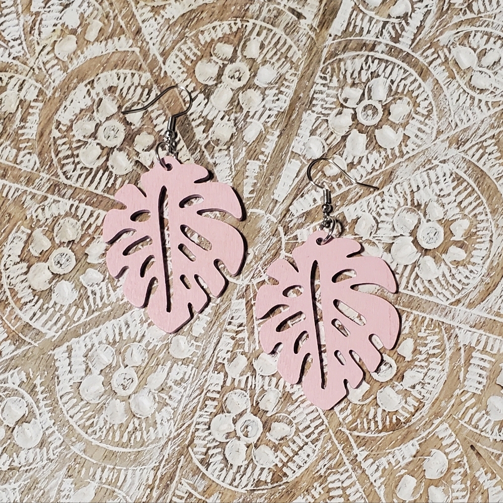 Monstera Earrings